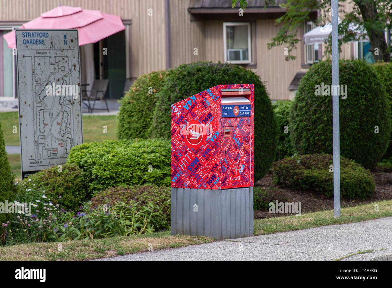 Canada post logo hires stock photography and images Alamy