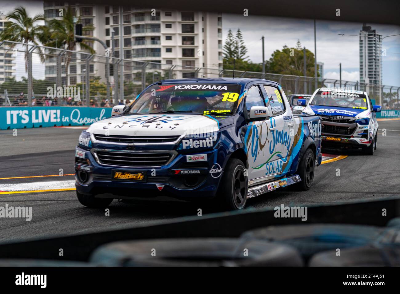 Gold Coast, Australia. 29 October, 2023. Go Sunny Solar's Jimmy Vernon heading through Turns 1-3 with ACDelco Sieders Racing Team's Aaron Borg in close pursuit. Credit: James Forrester/Alamy Live News Stock Photo