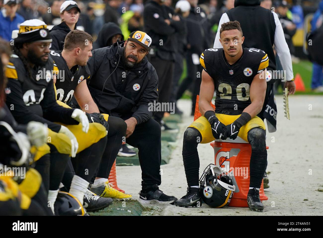 Pittsburgh, Pennsylvania, USA. 29th Oct, 2023. Oct. 29, 2023: Miles Killebrew #28 and Cameron Heyward during the Pittsburgh Steelers vs Jacksonville Jaguars game in Pittsburgh PA at Acrisure Stadium. Brook Ward/AMG (Credit Image: © AMG/AMG via ZUMA Press Wire) EDITORIAL USAGE ONLY! Not for Commercial USAGE! Credit: ZUMA Press, Inc./Alamy Live News Stock Photo