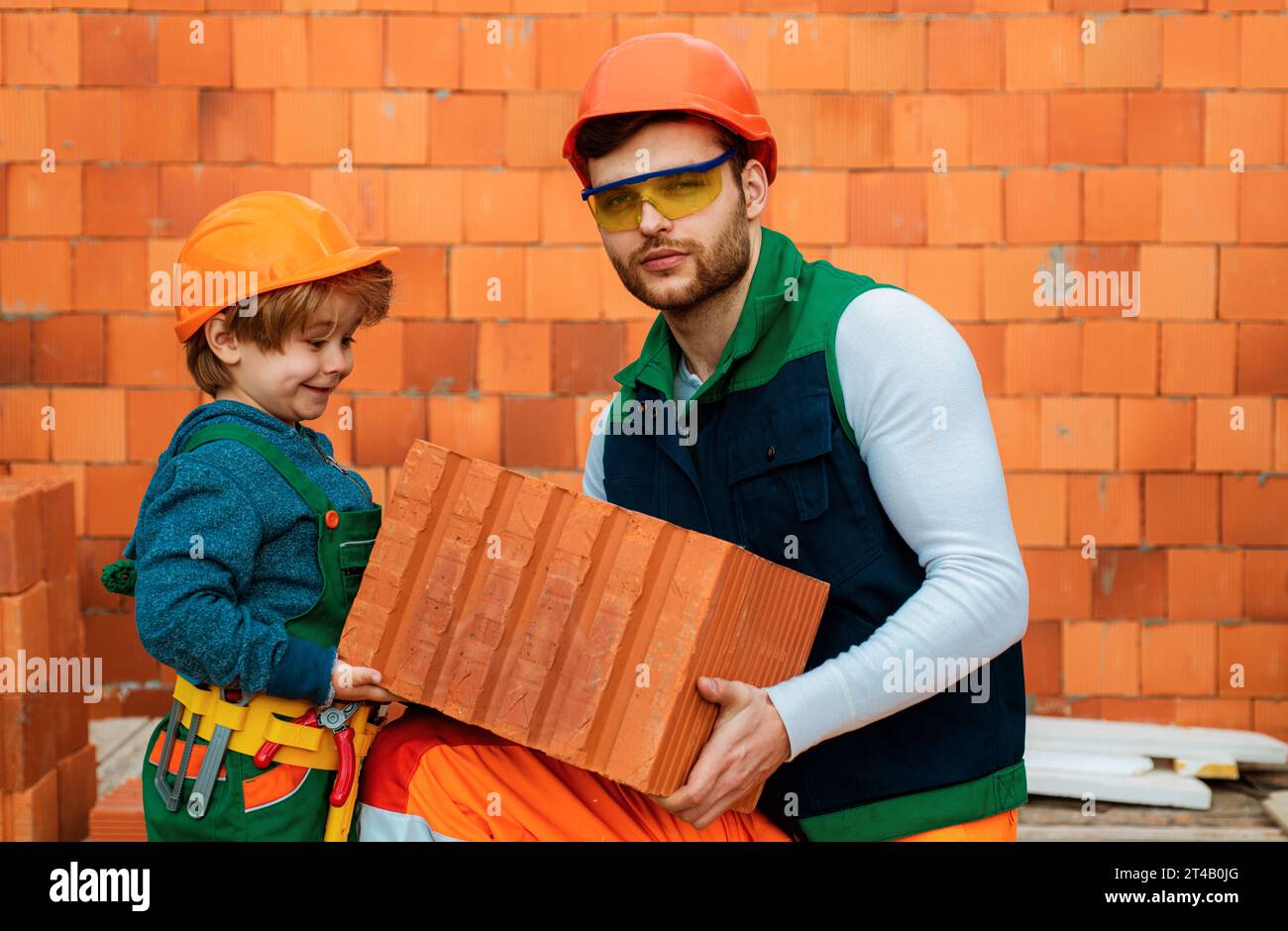 Builder house repairs funny hi-res stock photography and images - Alamy