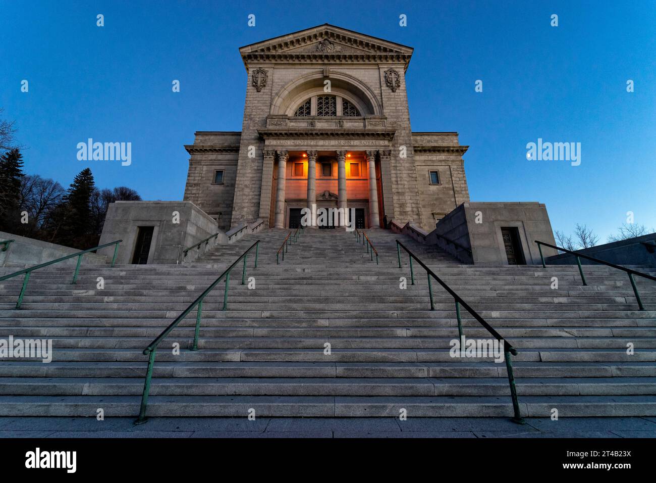 Evening Montreal Saint Joseph's Oratory Stock Photo