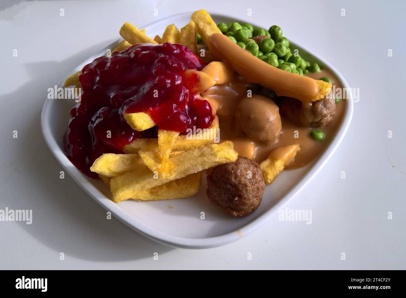 Jerusalem. 30th Oct, 2023. Ikea Restaurant, Hackfleisch-Bällchen ...