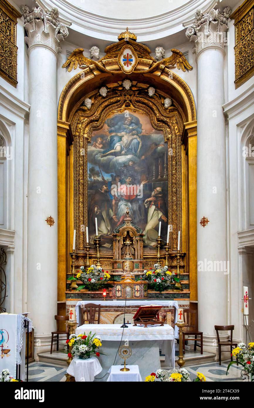 Altar of the church of San Carlo alle Quattro Fontane, Rome, Italy Stock Photo