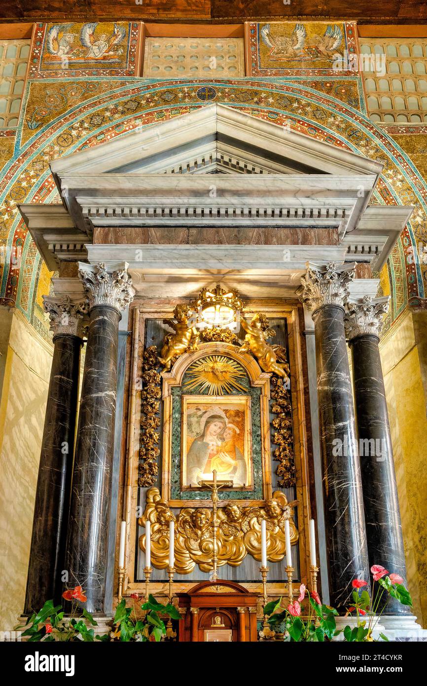 Interior of the Lateran Baptistery, Rome, Italy Stock Photo - Alamy