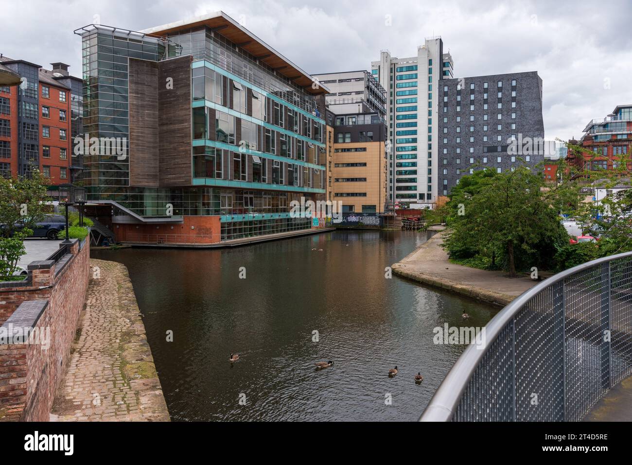 Piccadilly basin on the Rochdale Canal in Manchester City centre Stock Photo