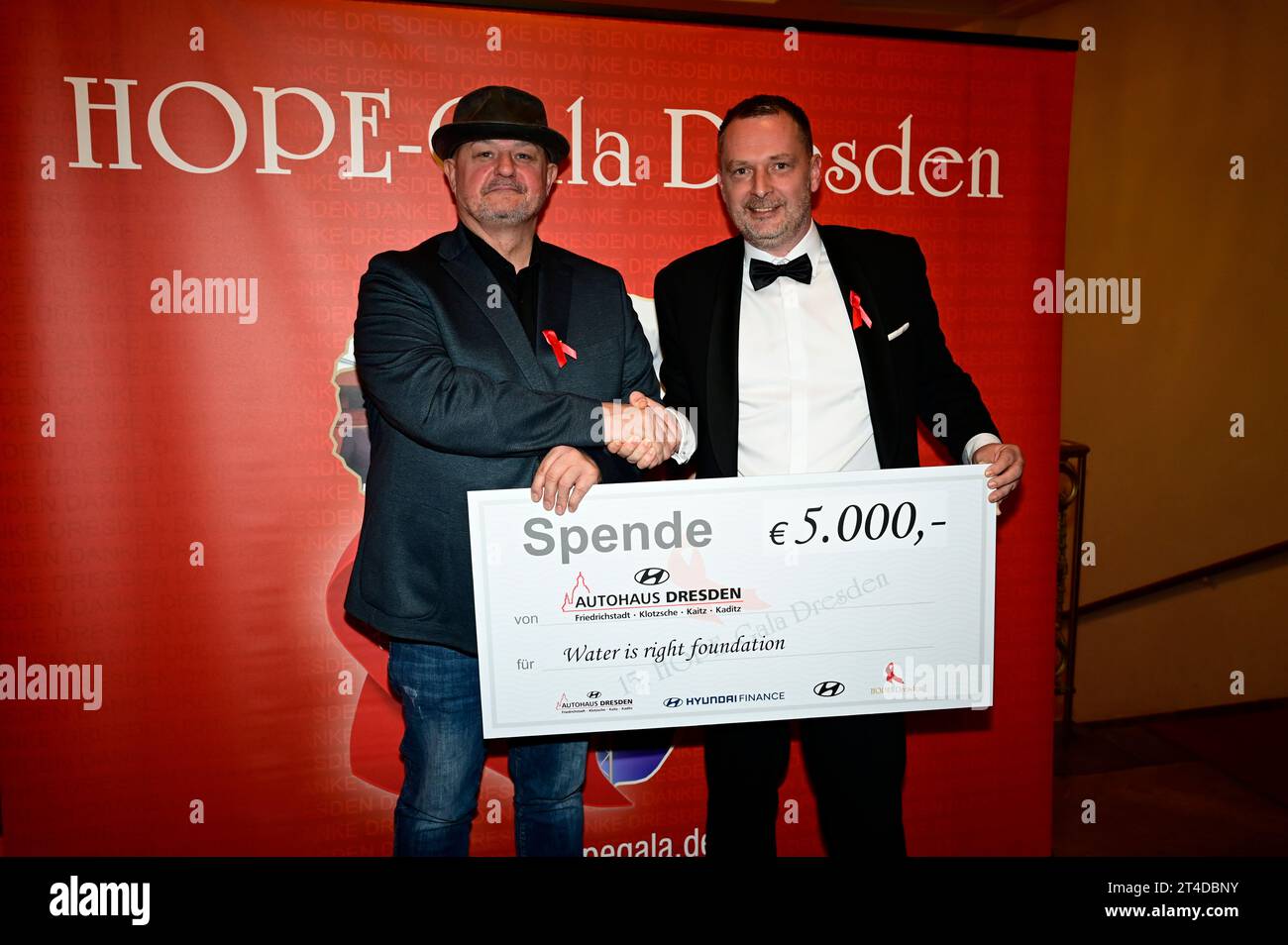Rolf Stahlhofen und Christian Schleicher bei der 15. Hope Gala 2023 im Schauspielhaus. Dresden, 28.10.2023 Stock Photo