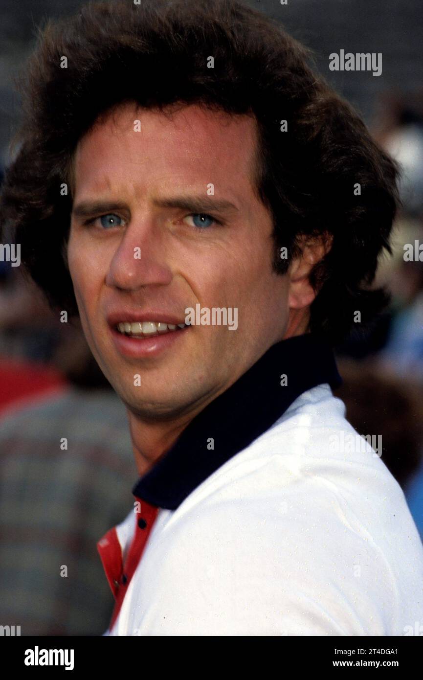 TOM WOPAT ; American actor and singer ; portrait ; circa 1980s ; Credit