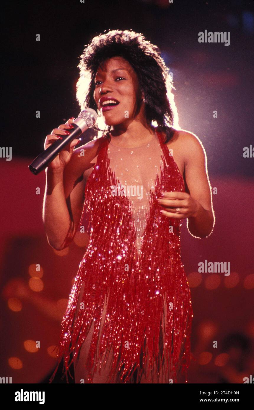 Stephanie mills 1980s hi-res stock photography and images - Alamy