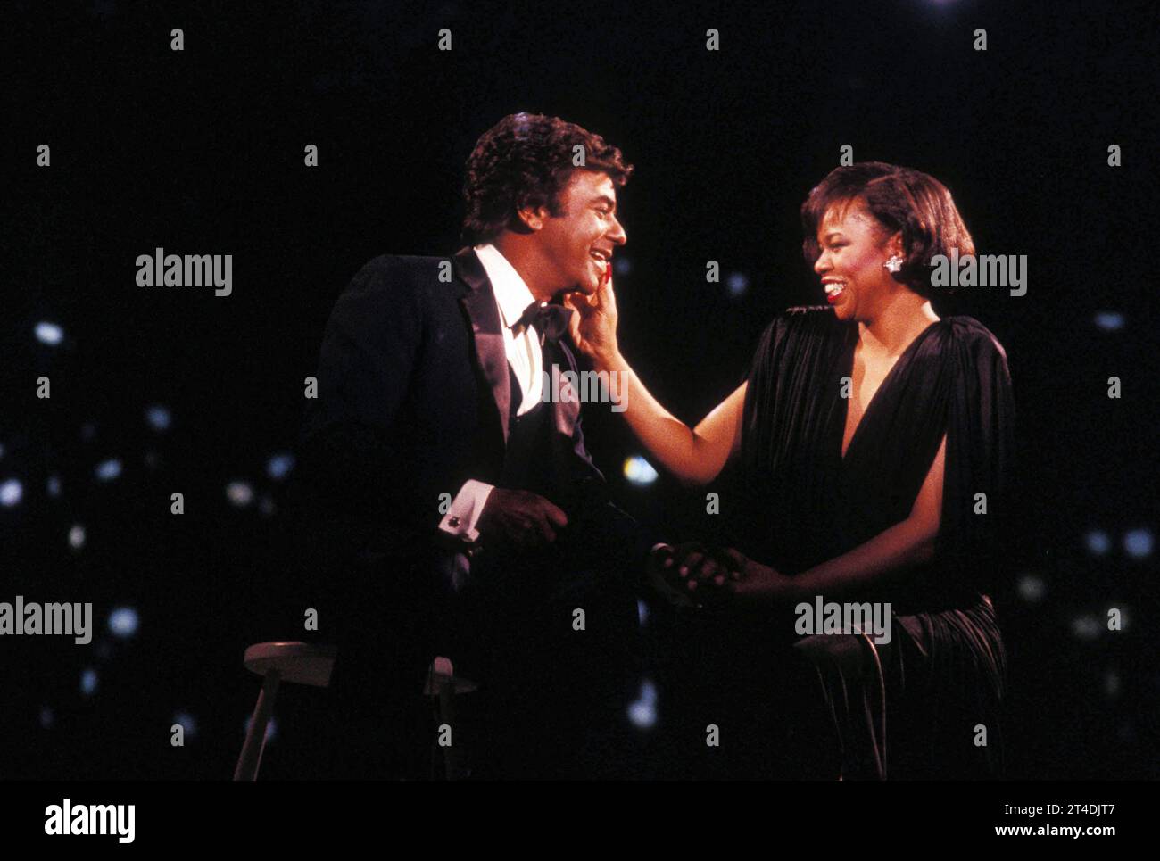 C0026 ;JOHNNY MATHIS AND DENIECE WILLIAMS ;   Credit: Lynn Mcafee / Performing Arts Images www.performingartsimages.com Stock Photo
