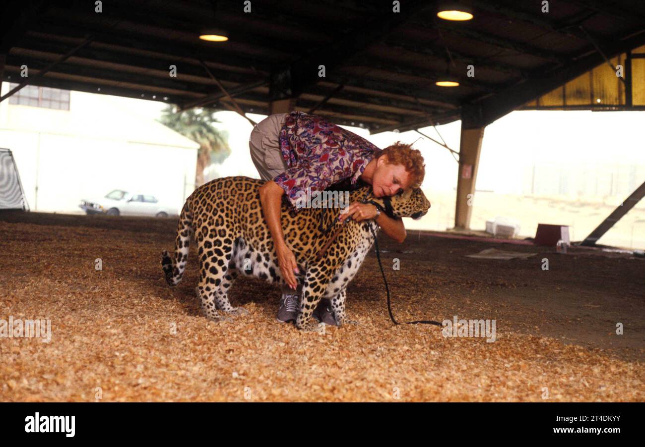 JULIET PROWSE ;25 September 1936 14 September 1996 ; BritishAmerican