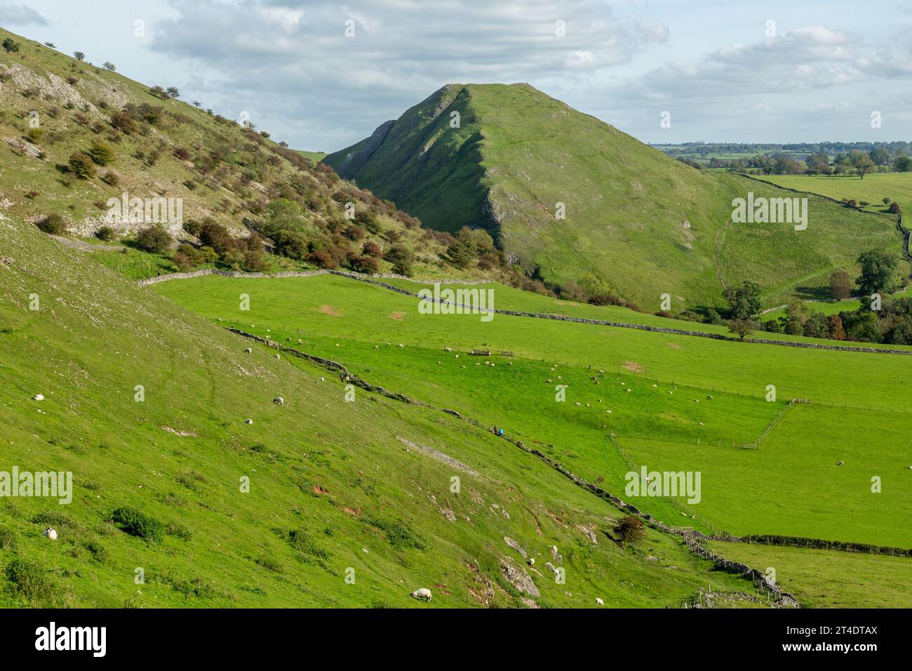 Thorpe Cloud seen from Bunster Hill, Peak District, Derbyshire, England Stock Photo