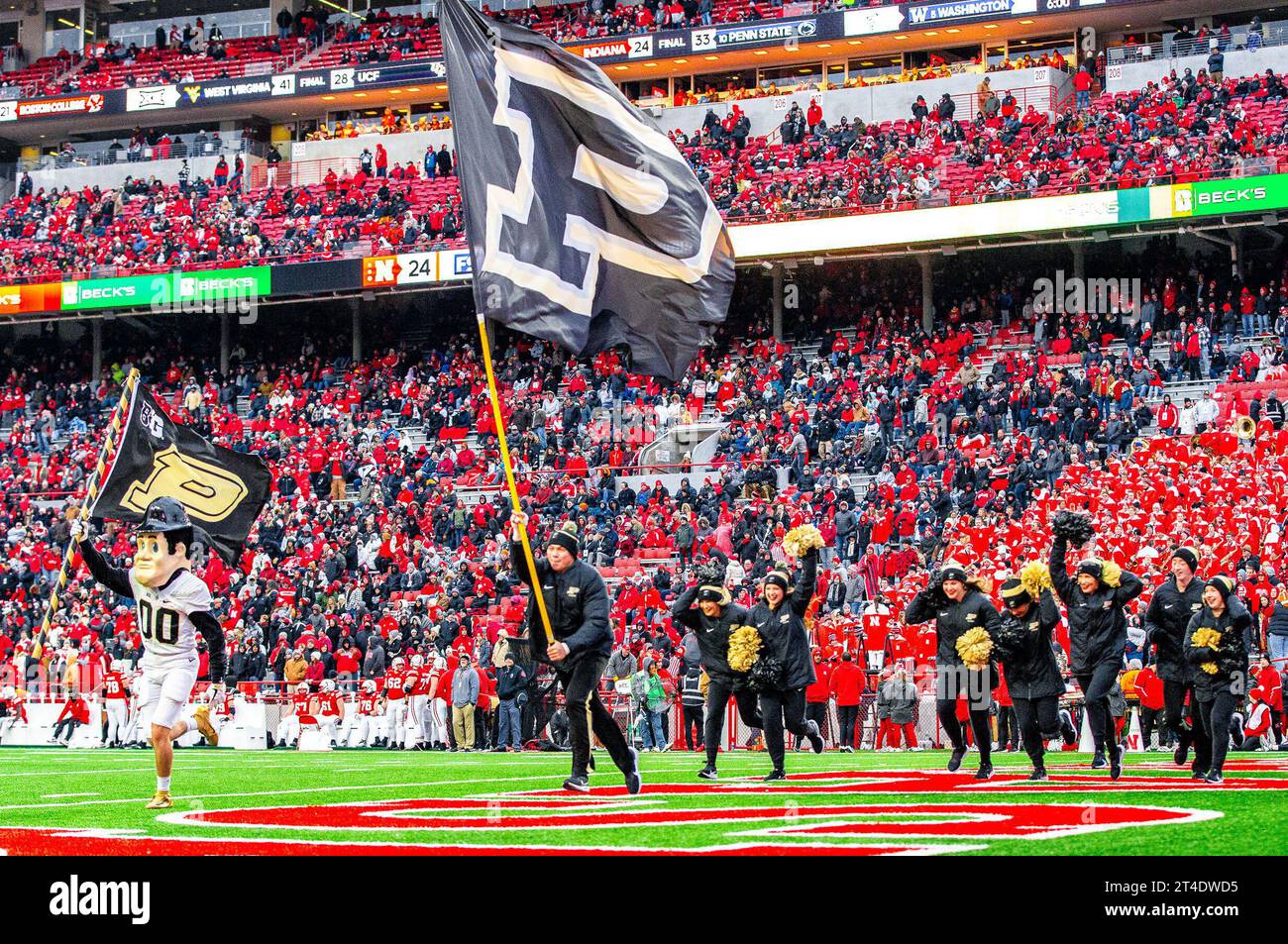 Lincoln, NE. U.S. 28th Oct, 2023. Purdue Boilermakers mascot, Pete, leads the cheerleaders across the end zone after scoring in action during a NCAA Division 1 football game between Purdue Boilermakers and the Nebraska Cornhuskers at Memorial Stadium in Lincoln, NE.Nebraska won 31-14.Attendance: 86,709.394th consecutive sellout.Michael Spomer/Cal Sport Media (Credit Image: © Michael Spomer/Cal Sport Media). Credit: csm/Alamy Live News Stock Photo