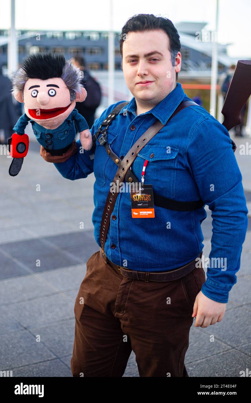 Cosplay | Ash vs Evil Dead | Cosplayers at Day Two of MCM Comic Con at  ExCeL exhibition center in London on October 28, 2023 Stock Photo - Alamy