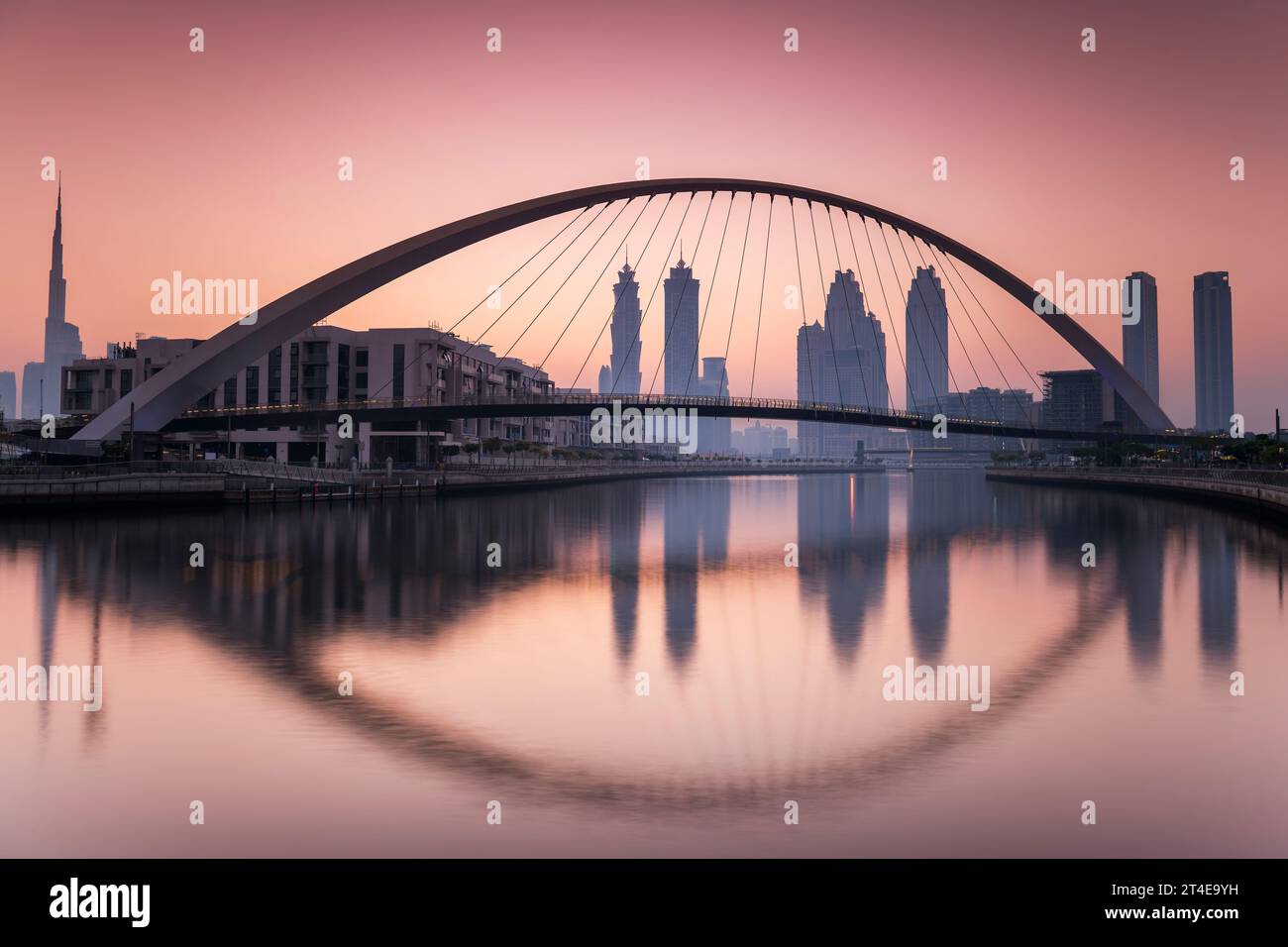 Dubai water canal tolerance bridge hi-res stock photography and images ...