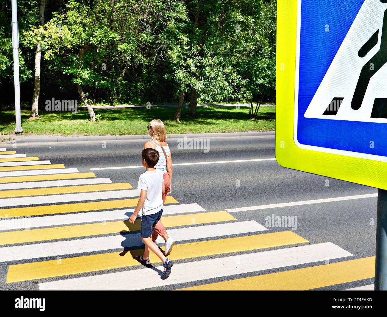 Child crossing road danger Stock Vector Images - Alamy