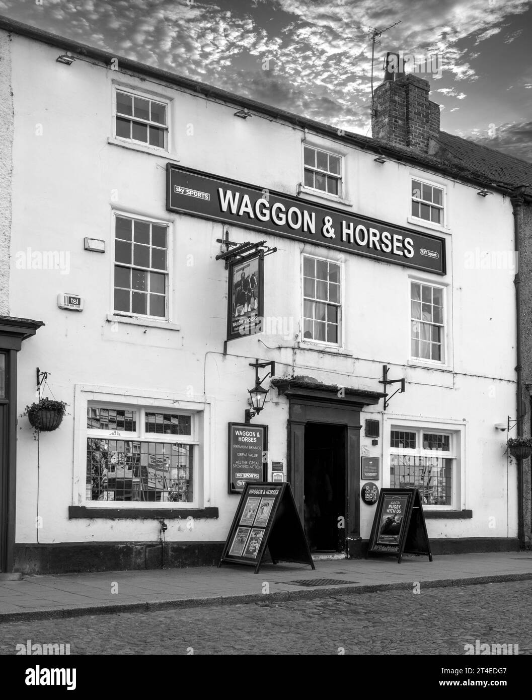 The Waggon and Horses public house, Market Place, Bedale, North Yorkshire, England, UK Stock Photo