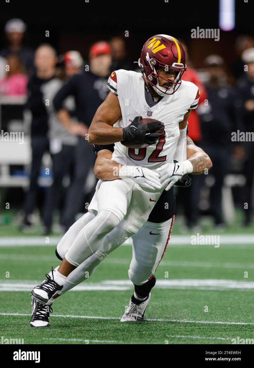 Atlanta, United States. 15th Oct, 2023. Washington Commanders tight end