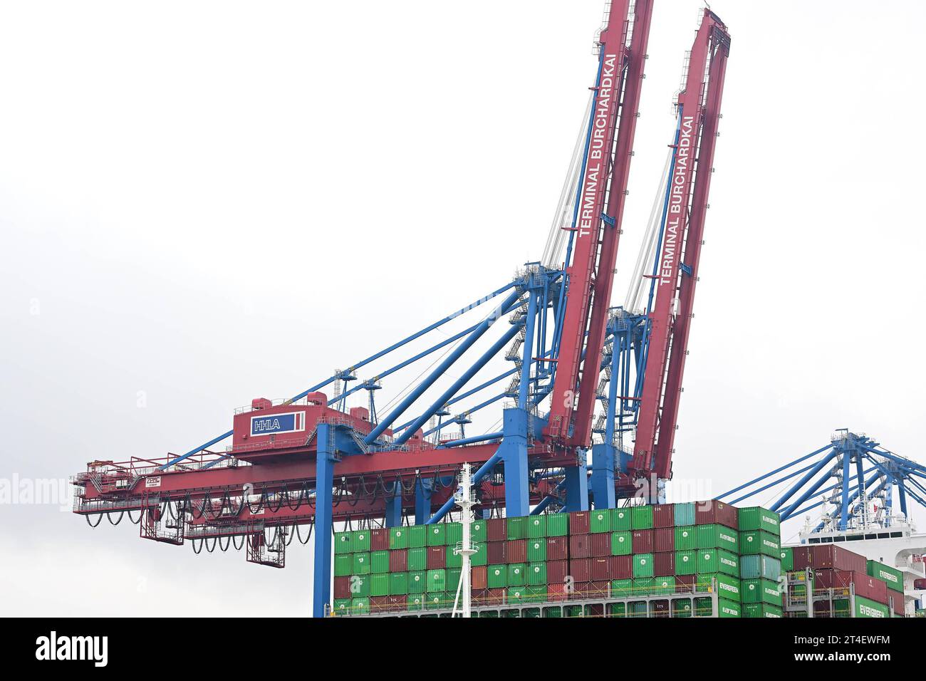 Leercontainer hi-res stock photography and images - Alamy
