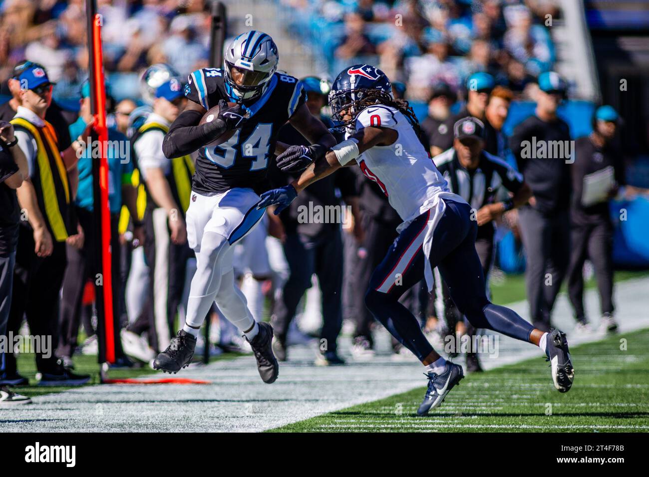 Charlotte, NC, USA. 29th Oct, 2023. Carolina Panthers tight end Stephen ...