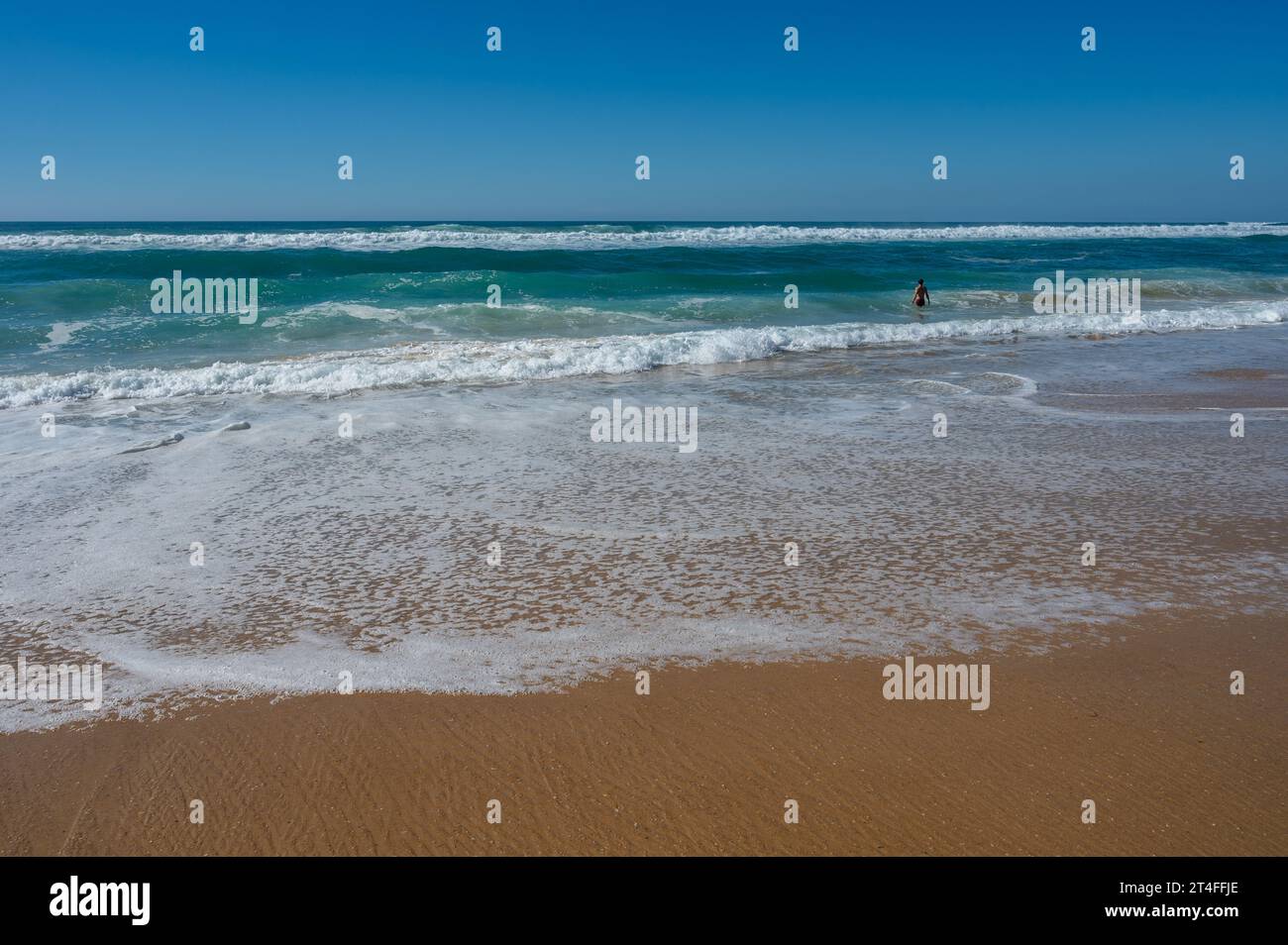 View on Plage de Horizon, Plage de l'ocean near Le Phare du Cap Ferret — free download