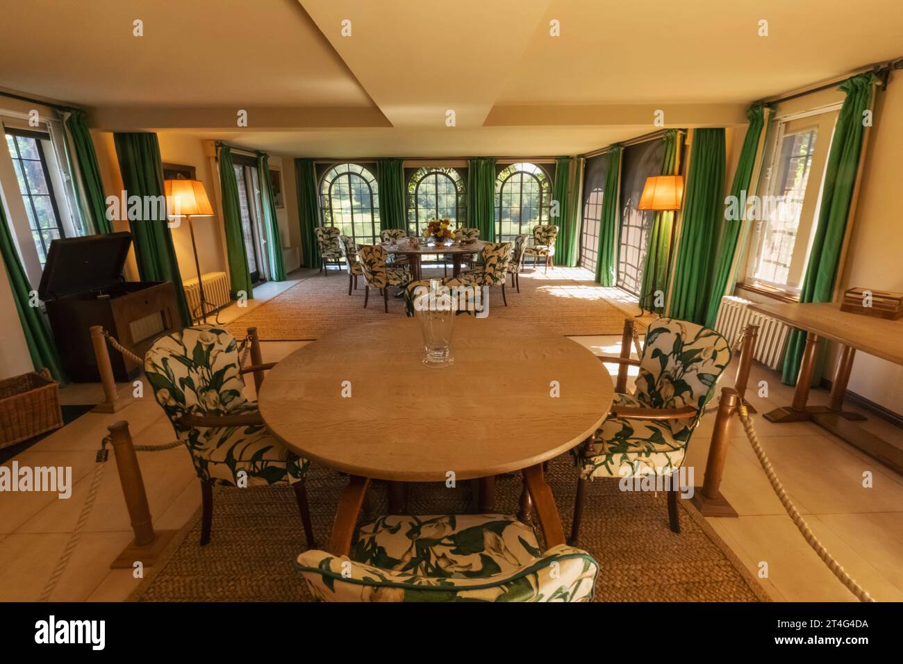 England, Kent, Westerham, Chartwell, Winston Churchill's Home, Dining Room Stock Photo