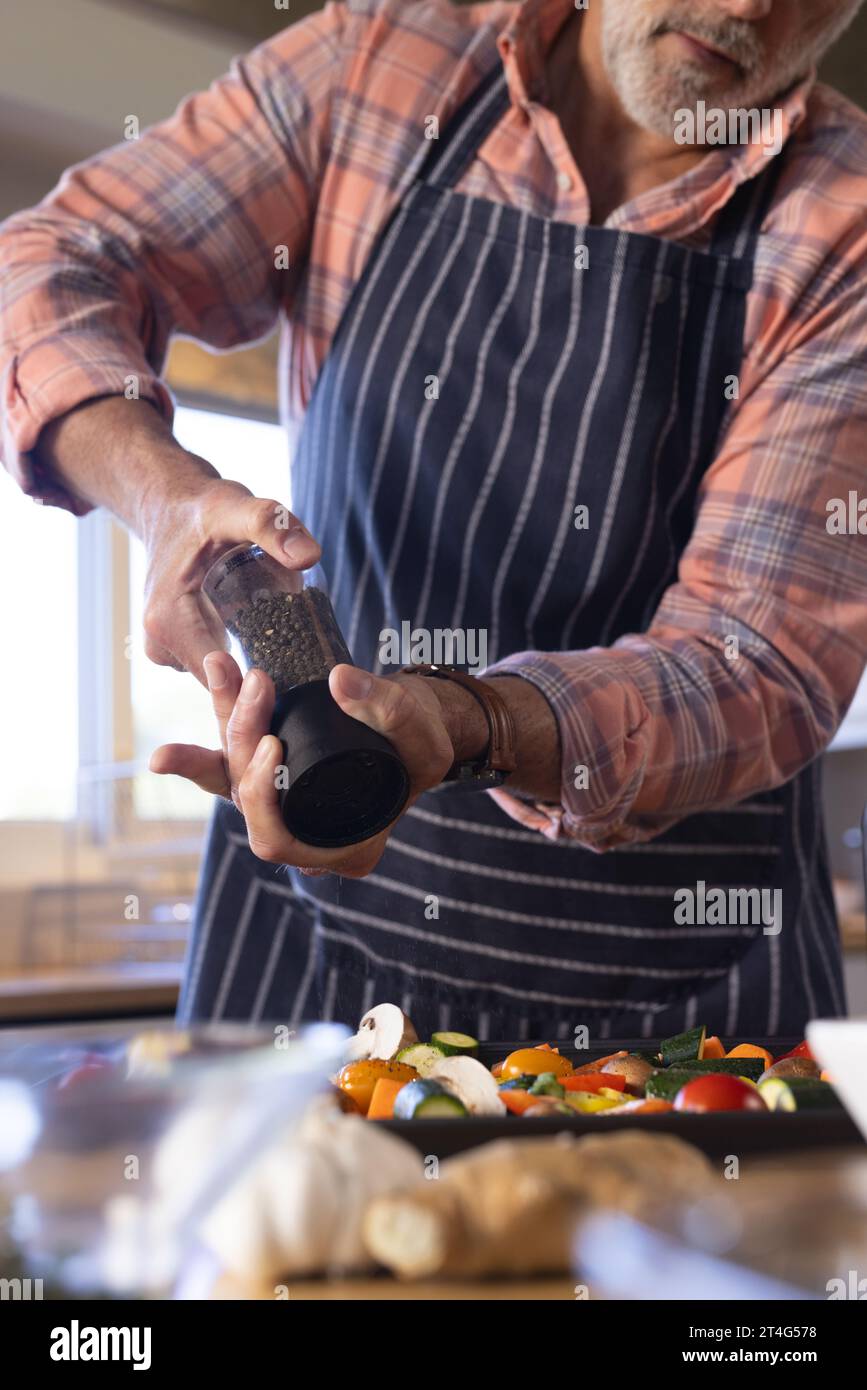 Senior man young man eat hi-res stock photography and images - Alamy