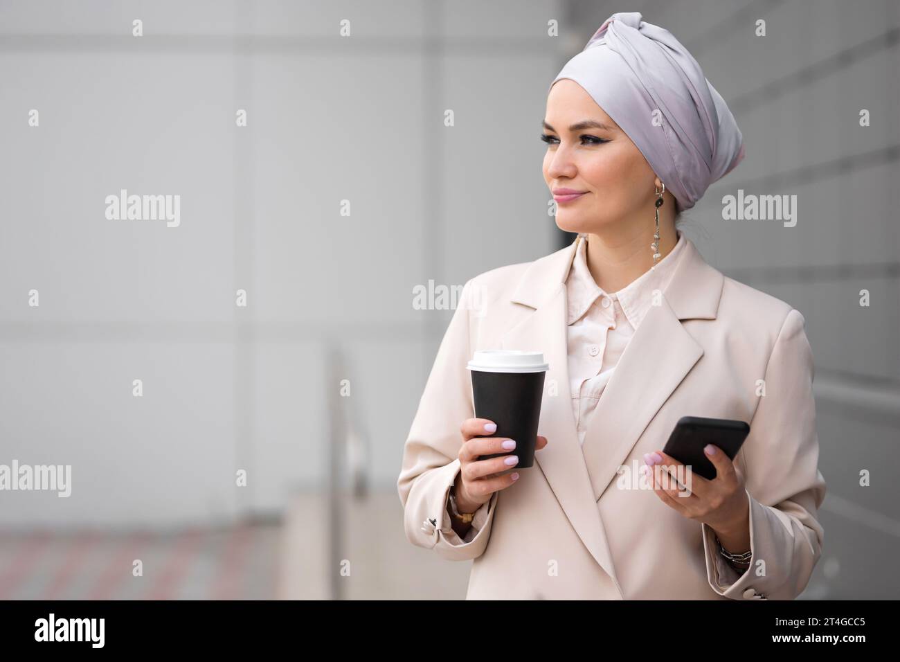 Muslim woman in hijab enjoys hi-res stock photography and images - Alamy