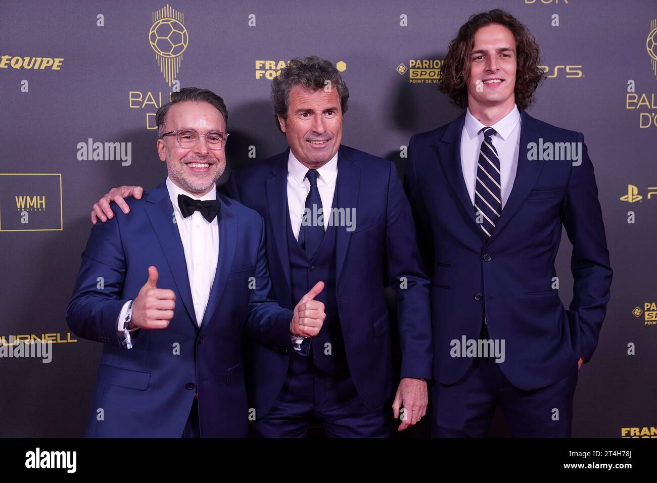 Paul de SaintSernin (right) and Omar da Fonseca (centre) arrive on the