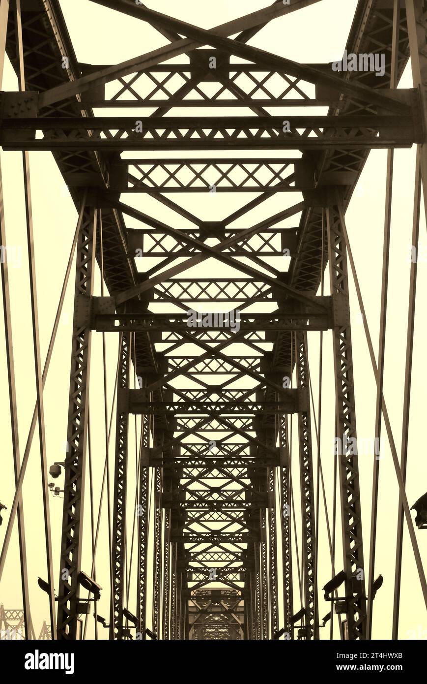 Steel truss bridge china hi-res stock photography and images - Alamy