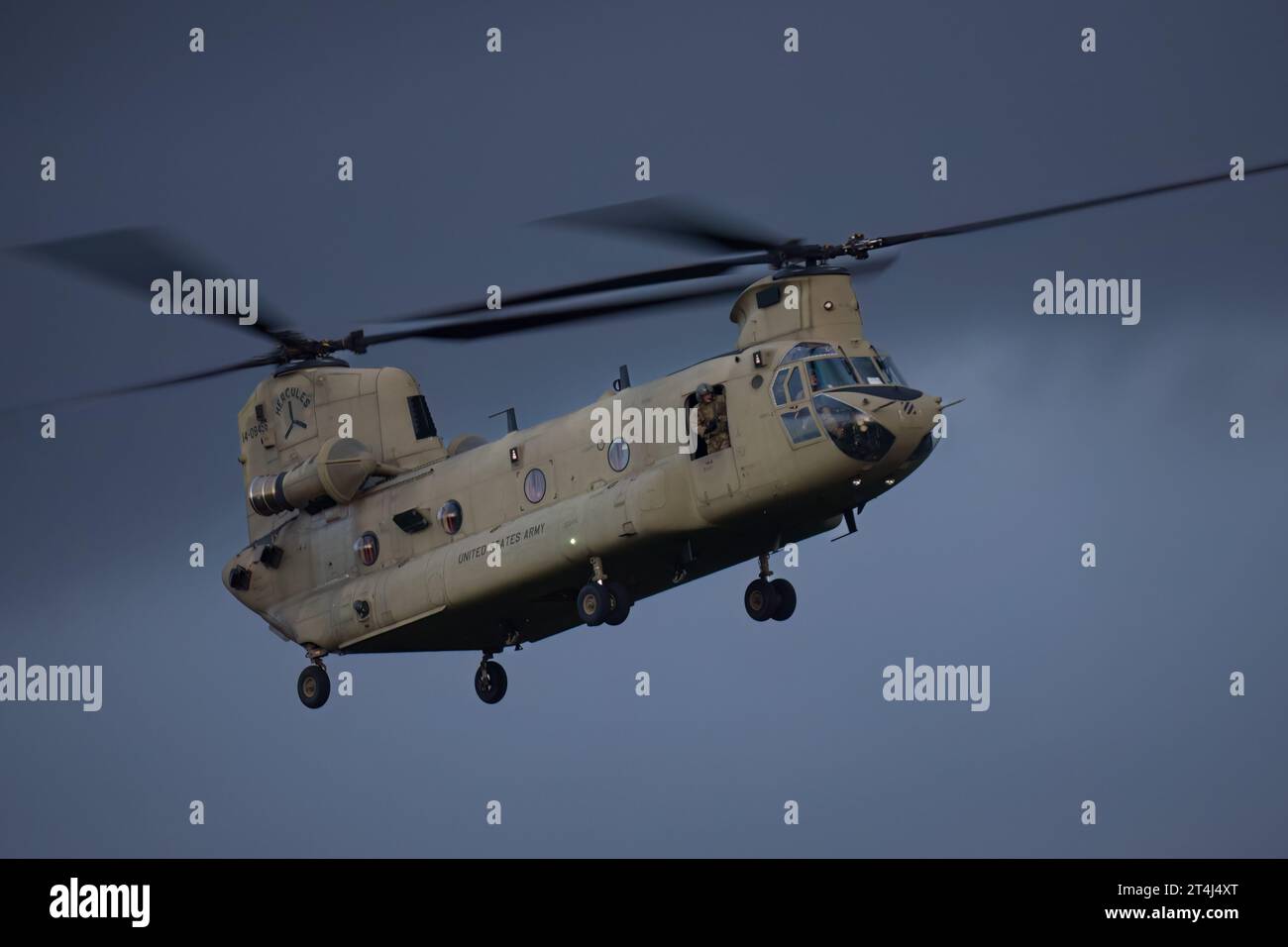 A US Army Chinook comes into land in Milton Keynes as part of the rehearsal for the Bletchley Park AI Summit. Stock Photo