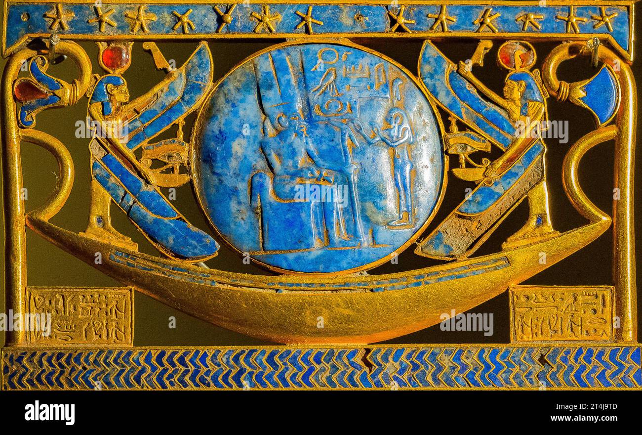 Egypt, Cairo, Egyptian Museum, burial of Chechonq II, Tanis : Pectoral of his father, Chechonq I, representing the sun god on a solar barque. Stock Photo