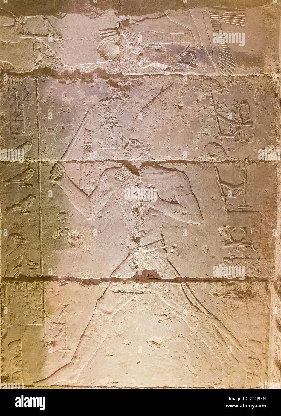 Egypt, Saqqara, Djoser pyramid, North Tomb, king Djoser jubilee ceremony ('Sed feast') representations, in low relief. Stock Photo