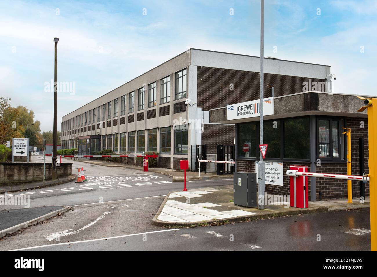 Network rail building hires stock photography and images Alamy