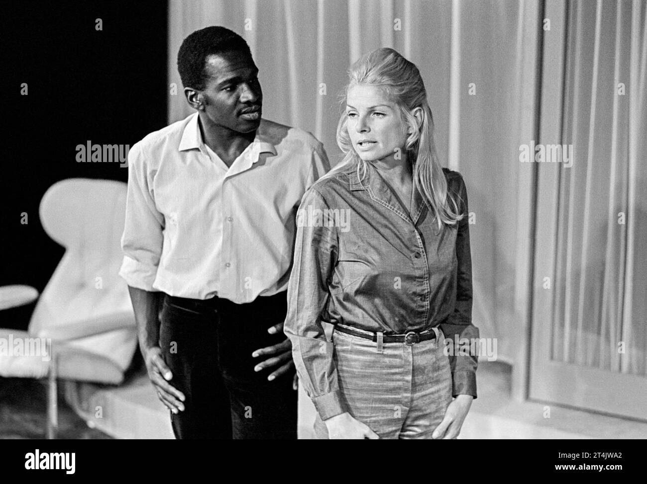 Rudolph Walker (Scott), Mary Peach (Gail)) in DON'T GAS THE BLACKS by Barry Reckord at the Open Space Theatre, London WC1  21/10/1969           design: Len Drinkwater  director: Lloyd Reckord Stock Photo