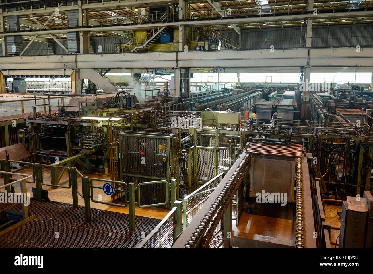 Copper cathode hi-res stock photography and images - Alamy