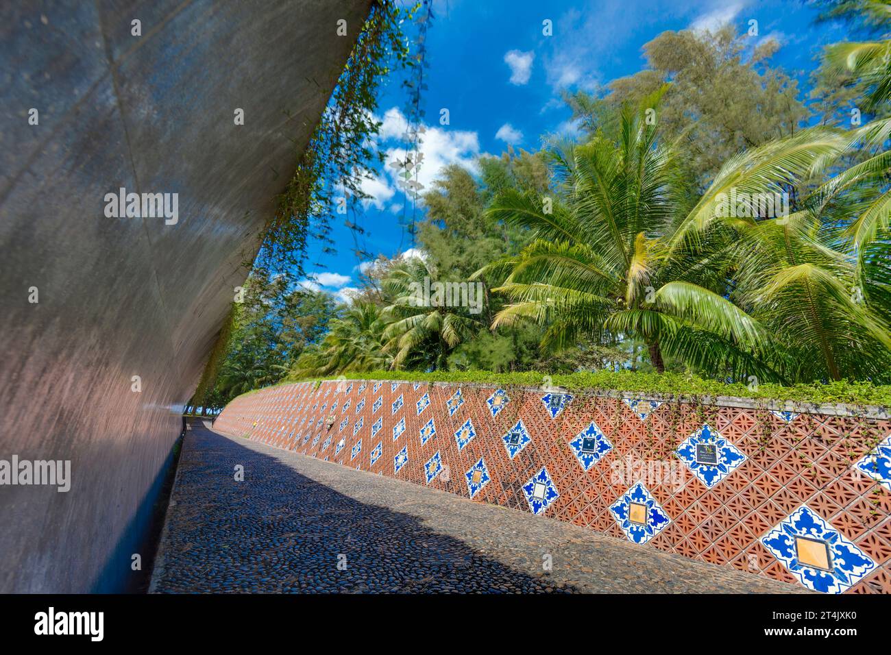 Where is the tsunami memorial in thailand