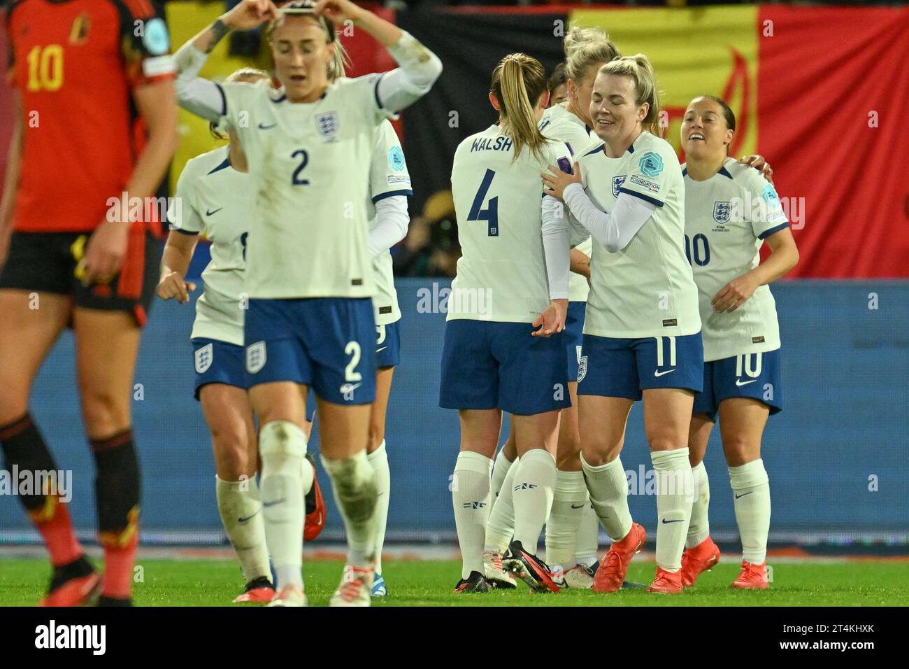 Heverlee, Belgium. 31st Oct, 2023. England's players celebrate after scoring the 1-2 goal during a soccer match between Belgium's national women's team the Red Flames and England, game 4/6 in group A1 of the 2023-2024 UEFA Women's Nations League competition, on Tuesday 31 October 2023, in Heverlee. BELGA PHOTO DAVID CATRY Credit: Belga News Agency/Alamy Live News Stock Photo