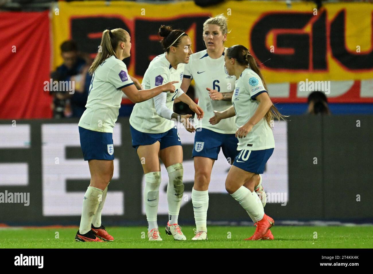 Heverlee, Belgium. 31st Oct, 2023. England's players celebrate after scoring the 1-2 goal of Lucy Bronze during a soccer match between Belgium's national women's team the Red Flames and England, game 4/6 in group A1 of the 2023-2024 UEFA Women's Nations League competition, on Tuesday 31 October 2023, in Heverlee. BELGA PHOTO DAVID CATRY Credit: Belga News Agency/Alamy Live News Stock Photo