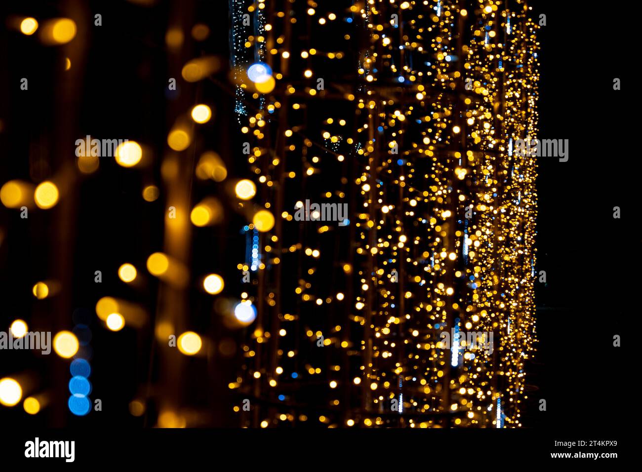 Bright street lights in dark hi-res stock photography and images - Alamy