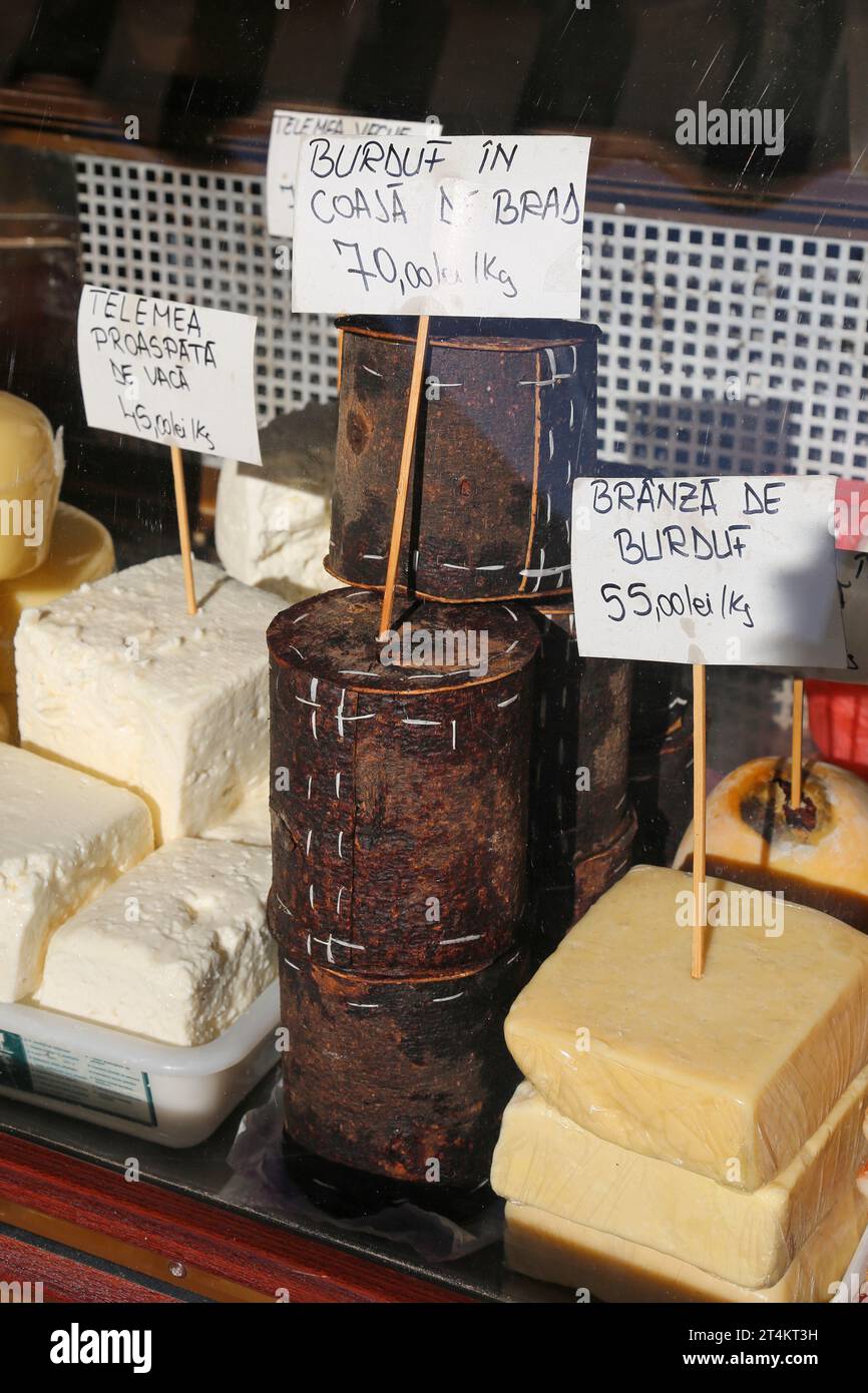 Brânză de Burduf în Coajă de Brad (Sheeps Cheese Wrapped in Fir Bark), Bran, Braşov County, Transylvania, Romania, Europe Stock Photo
