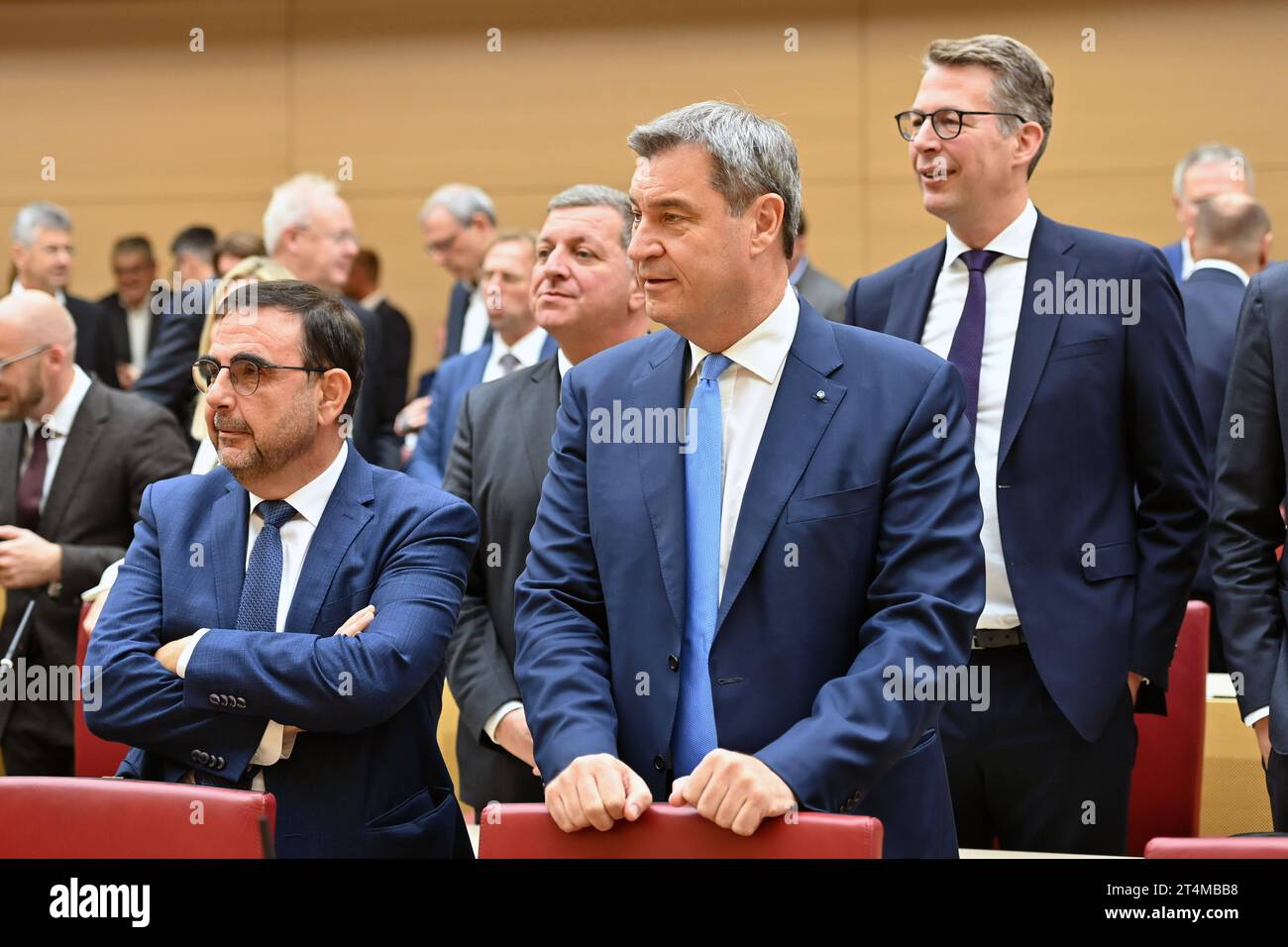 Markus SOEDER Ministerpraesident Bayern und CSU Vorsitzender, li: Klaus HOLETSCHEK CSU, Fraktionsvorsitzender, Markus BLUME CSU, Bayerischer Staatsminister für Wissenschaft und Kunst, Wahl und Vereidigung des Bayerischen Ministerpraesidenten am 31.10.2023 im Bayerischen Landtag, Maximilianeum in Muenchen *** Markus SOEDER State Premier of Bavaria and CSU Chairman, li Klaus HOLETSCHEK CSU, Parliamentary Group Chairman, Markus BLUME CSU, Bavarian State Minister for Science and the Arts, Election and swearing-in ceremony of the Bavarian State Premier on 31 10 2023 in the Bavarian Parliament, Maxi Stock Photo