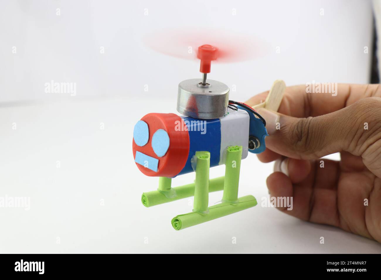 Dc motor 2024 toy helicopter