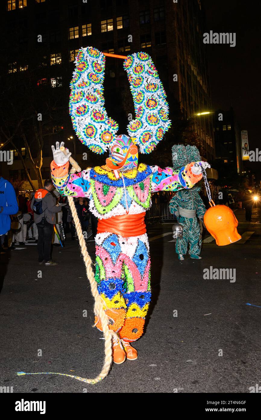 New York, USA. 31st Oct, 2023. People wear costumes as they participate