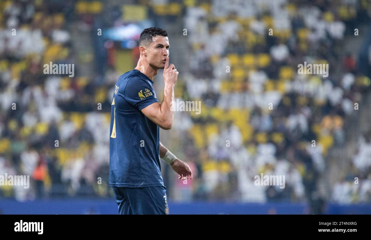 Riyadh, Saudi Arabia. 31/10/2023, Cristiano Ronaldo of Al Nassr FC respond to chants from the Al-Ettifaq faithful calling out Lionel Messi's name during their Round 16 of the SAFF Saudi Arabia KingÕs Cup 2023-24 match between Al Nassr FC and Al Ettifaq FC at Al Awwal Park Stadium on October 31, 2023 in Riyadh, Saudi Arabia. Photo by Victor Fraile / Power Sport Images Stock Photo