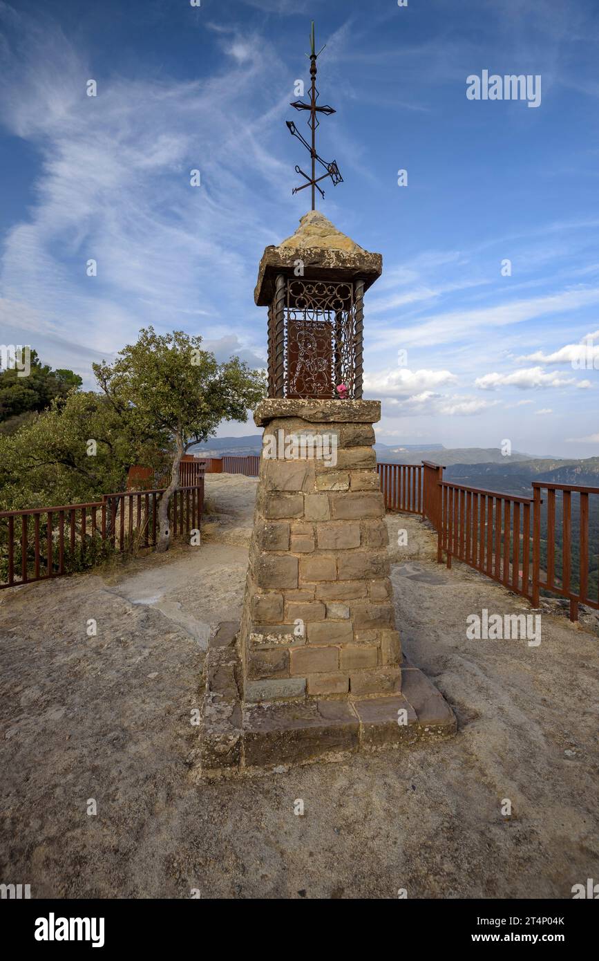 Viewpoint and monument of the Salt de la Minyona, an exceptional panoramic viewpoint of Les Guilleries (Osona, Barcelona, Catalonia, Spain) Stock Photo
