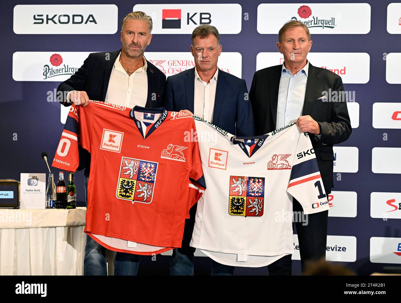 Prague, Czech Republic. 01st Nov, 2023. L-R Czech national ice hockey team general manager Petr Nedved, head coach of the national team Radim Rulik and President of the Czech Hockey Alois Hadamczik, show new national jersey during the press conference to announce Czech ice-hockey team's roster for Karjala hockey tournament, part of Euro Hockey Tour, in Prague, Czech Republic, November 1, 2023. Credit: Katerina Sulova/CTK Photo/Alamy Live News Stock Photo