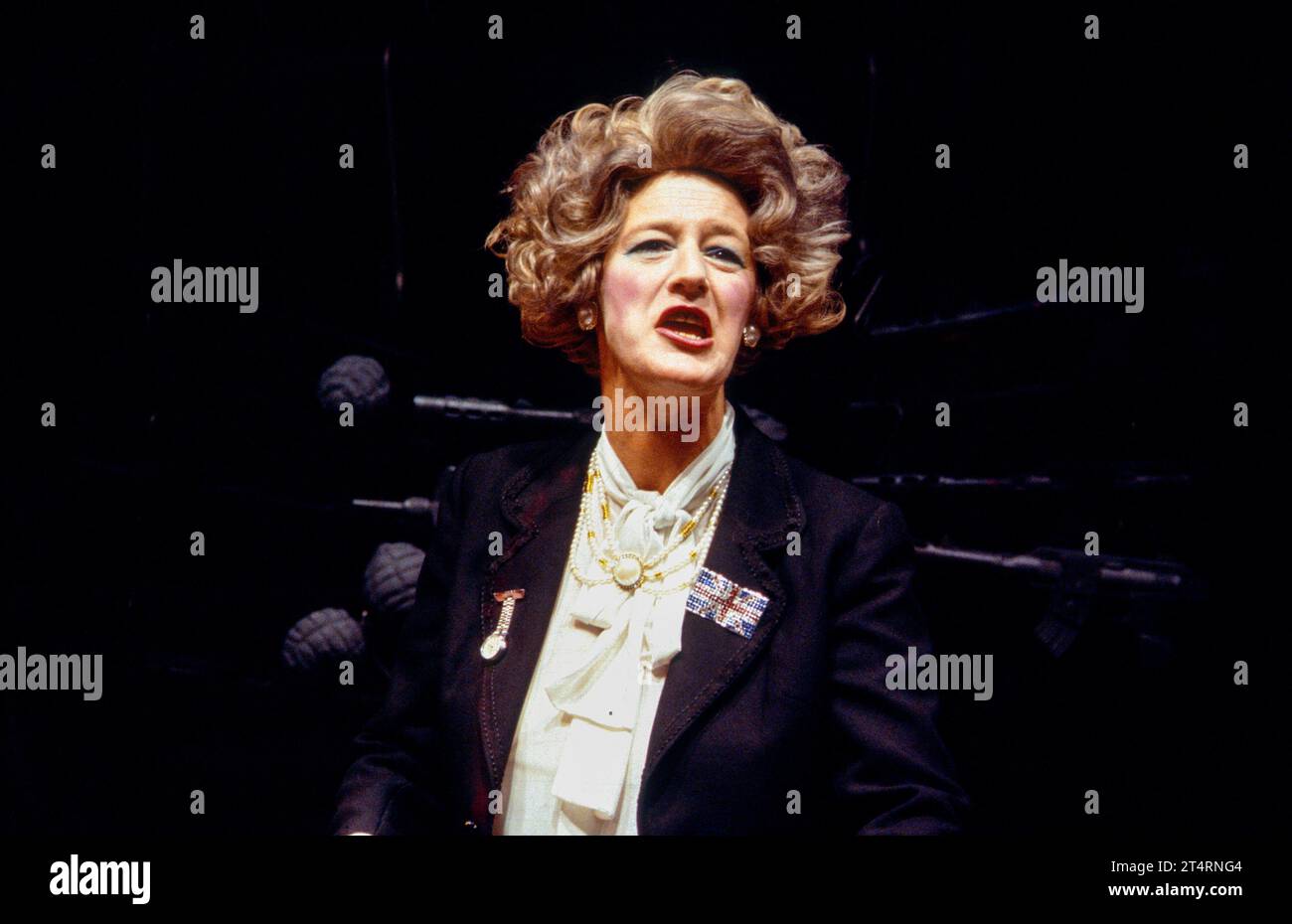 Maggie Steed (Maggot) in SINK THE BELGRANO! by Steven Berkoff at the Half Moon Theatre, London E1  02/09/1986 design: Ellen Cairns  lighting: Dee Kyne  director: Steven Berkoff Stock Photo