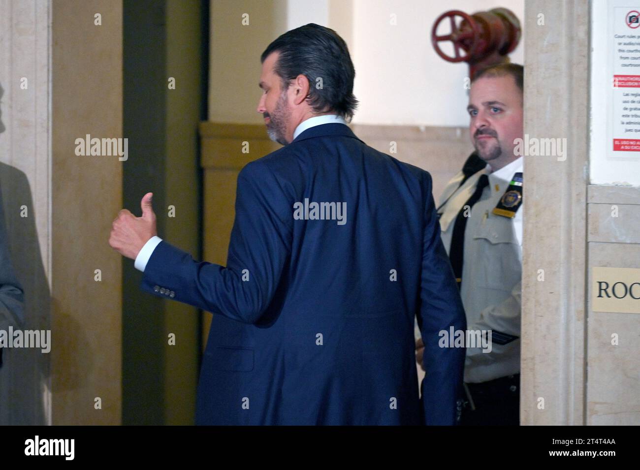 New York, USA. 01st Nov, 2023. Donald Trump Jr. gives a ‘thumbs up' as he leaves the court room in the civil fraud trial of his father, the former U.S. President Donald Trump, at Manhattan Supreme Court, New York, NY, November 1, 2023. (Photo by Anthony Behar/Sipa USA) Credit: Sipa USA/Alamy Live News Stock Photo