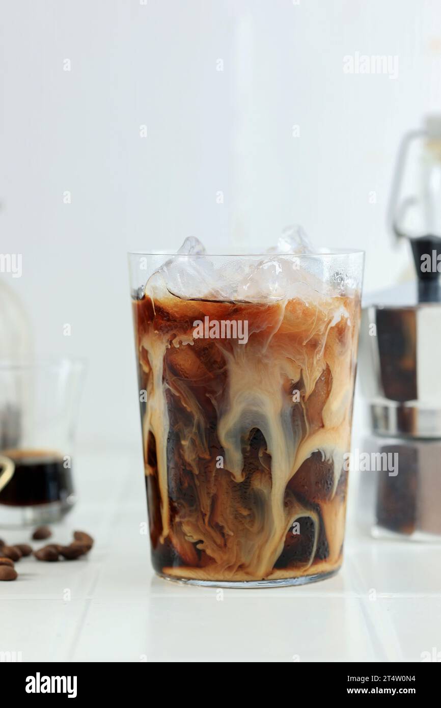 Fresh coffee ice rock hi-res stock photography and images - Alamy