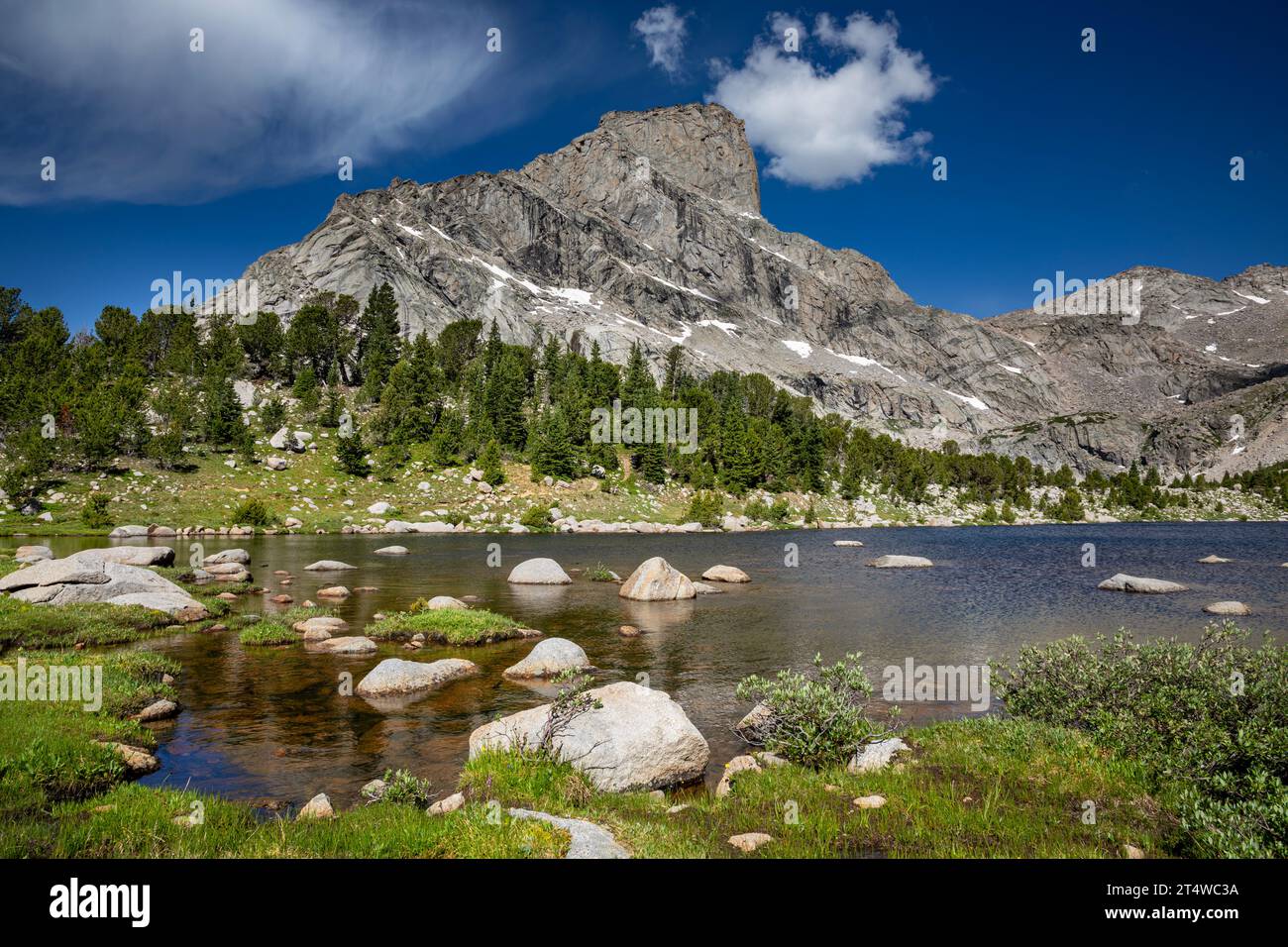 WA05567-00...WYOMING - The first Bear Lake and Lizard Head Peak in the Popo Agie Wilderness section of the Wind River Range. Stock Photo